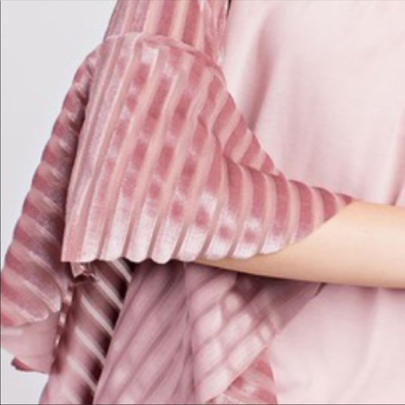 💖Beautiful ShadowVelvet Bell Sleeve Top 1- L left - Picture 8 of 8